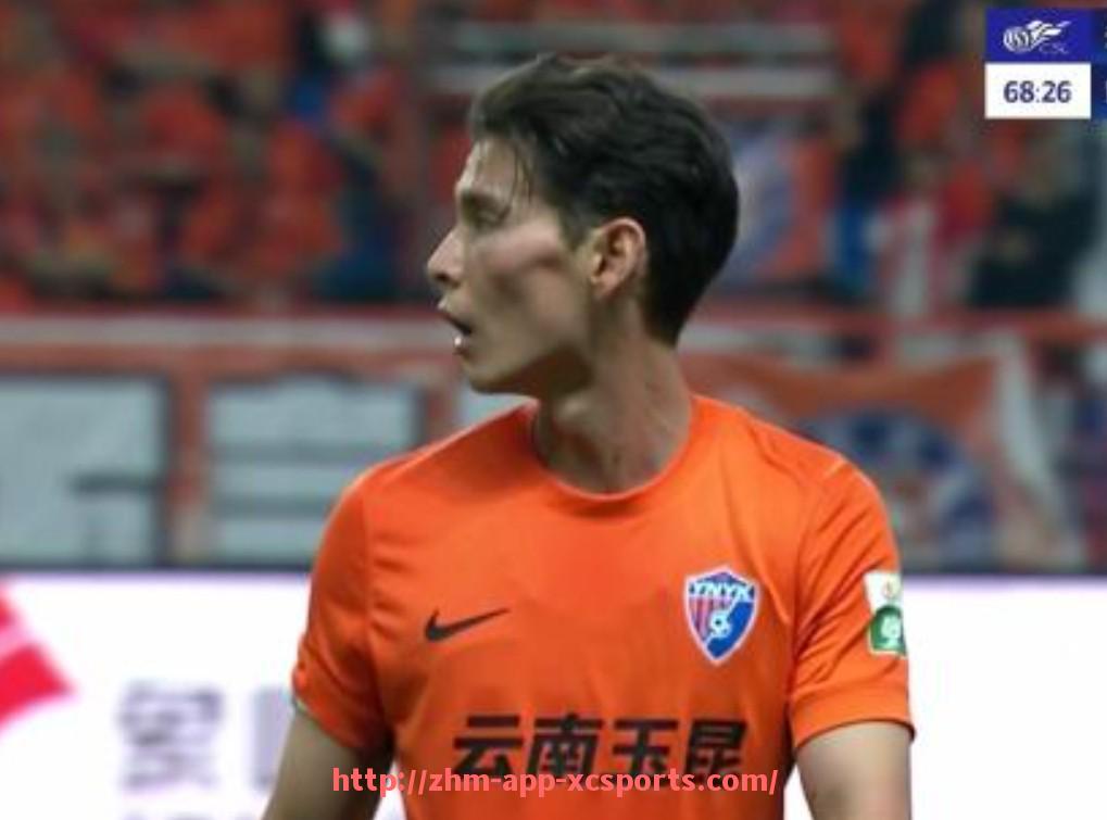 杏彩体育-法甲球队战术调整的最新趋势与实践经验总结